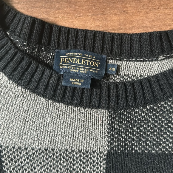 Pendleton Sweater - Picture 2 of 3
